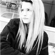 sono una studentessa del liceo delle scienze umane, e ho 18 anni, vorrei poter aiutare con ripetizioni in italiano o anche in altre materie, spero di potervi essere utile